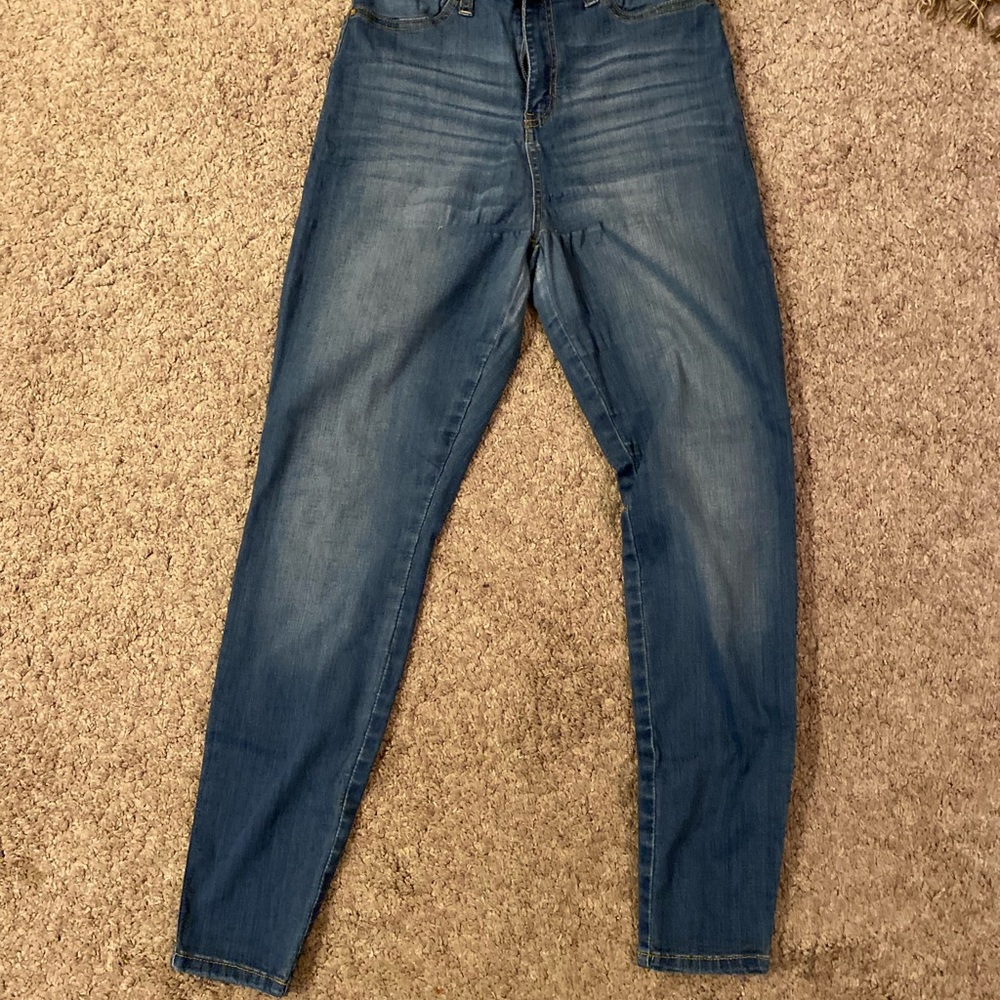 Jeans - Picture 2 of 4